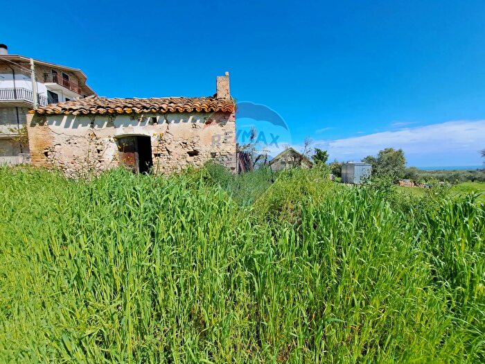 Casa con 5 locali in vendita in Cda Follani, Lanciano