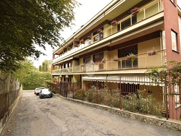Appartamento con 5 locali in vendita in Str del Ponte Verde, Precollina Colle della Maddalena, Torino