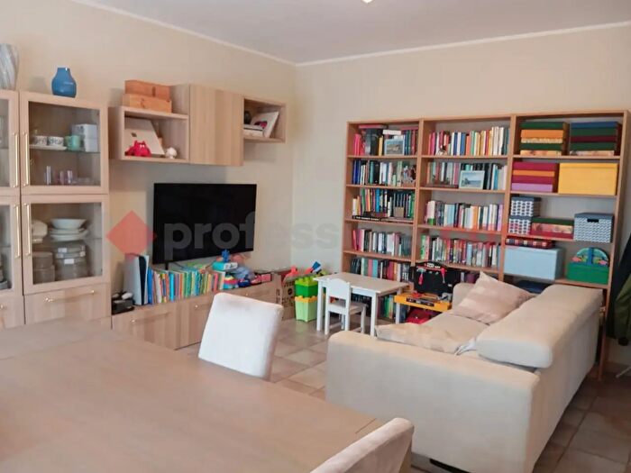 Appartamento trilocale in vendita in Via della Pattana, Lucca