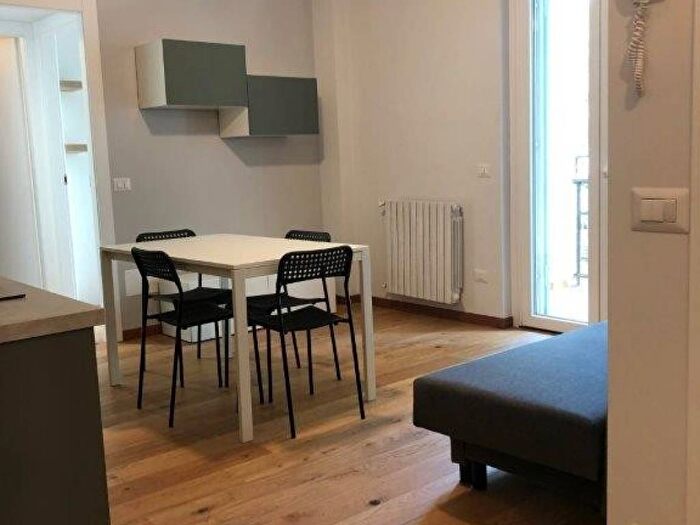 Appartamento trilocale in affitto in Via Demonte, Prato Centenaro, Milano