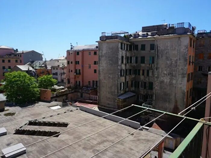 Appartamento con 6 locali in vendita in Via Vincenzo Gioberti, Genova