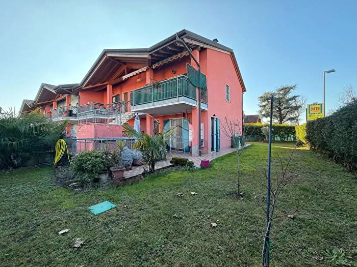 Appartamento bilocale in vendita in Via Carducci, Castelnuovo Del Garda