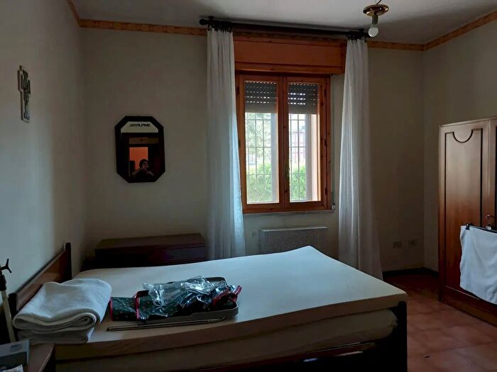 Casa con 7 locali in vendita in Via Colombo, Formigine