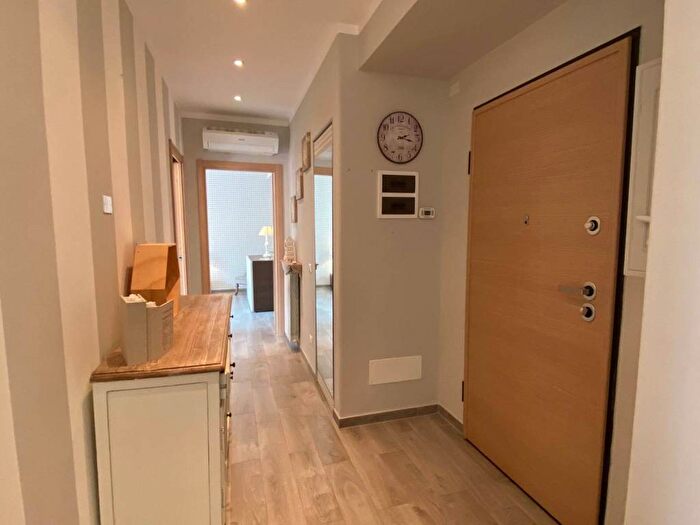 Appartamento trilocale in affitto in Via Leonardo da Vinci, Centro, Alassio