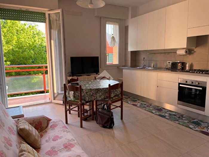 Appartamento quadrilocale in affitto in Via Adelaide Ristori, San Donato, Bologna