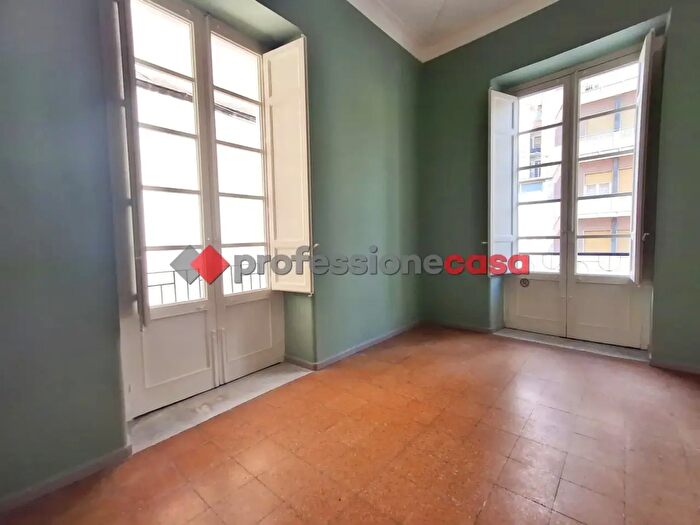 Appartamento con 5 locali in vendita in Via Santa Maria delle Salette, Catania
