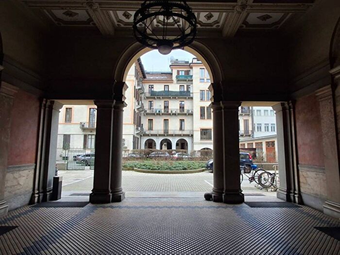 Appartamento bilocale in affitto in Via Cernaia, Piazza Solferino, Torino