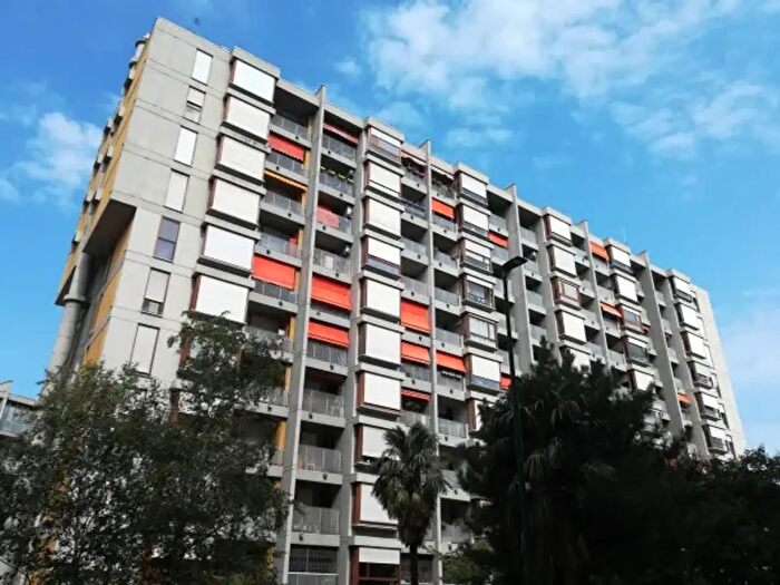 Appartamento con 6 locali in affitto in Via Luigi Bergera, Torino