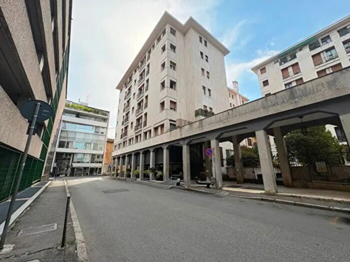 Appartamento trilocale in vendita in Piazzale Europa, Gallarate
