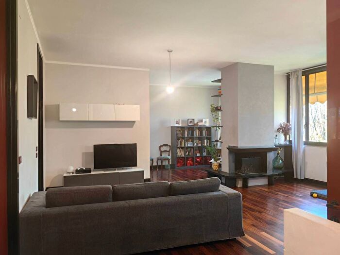 Appartamento con 5 locali in affitto in Stadio Cittadella, Parma