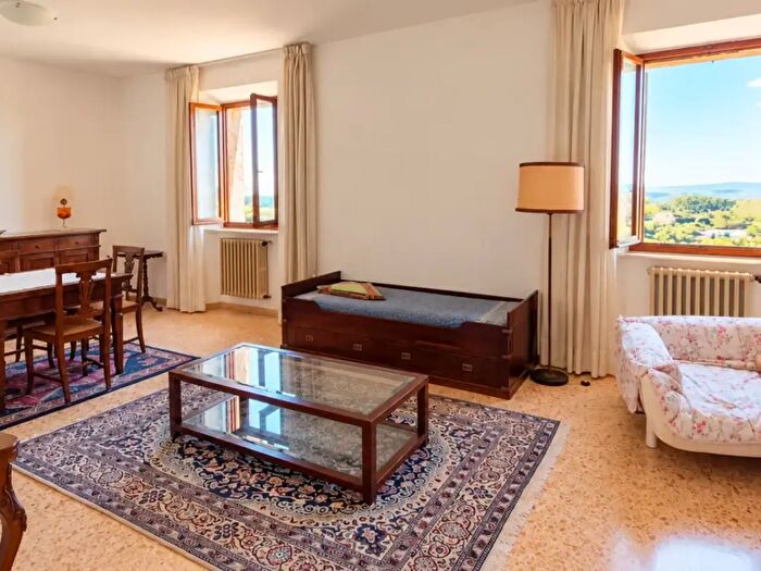 Appartamento con 5 locali in vendita in Via dei Virtuosi, Rapolano Terme