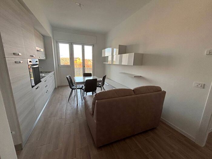 Appartamento trilocale in affitto in Via Saronno, Castellanza