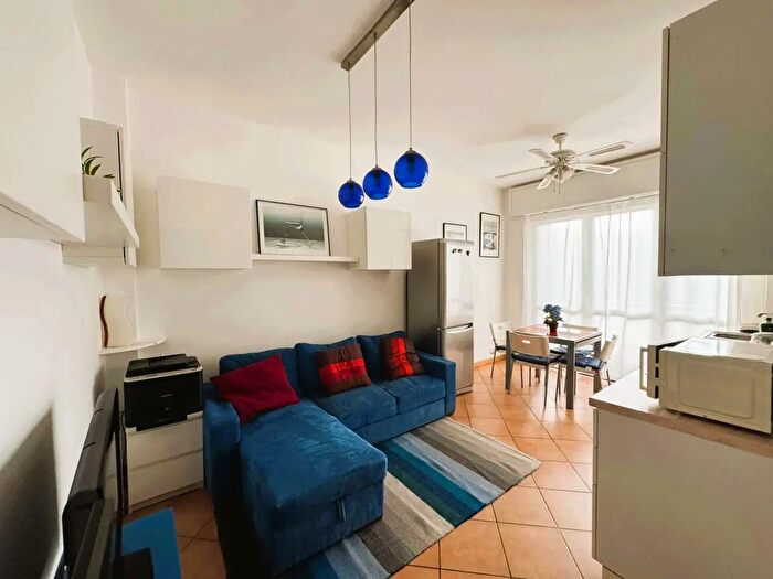 Appartamento bilocale in vendita in Via Paul Valery, Milano