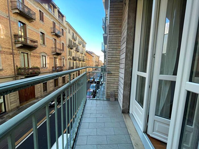 Appartamento bilocale in affitto in Via Napione, Vanchiglia, Torino