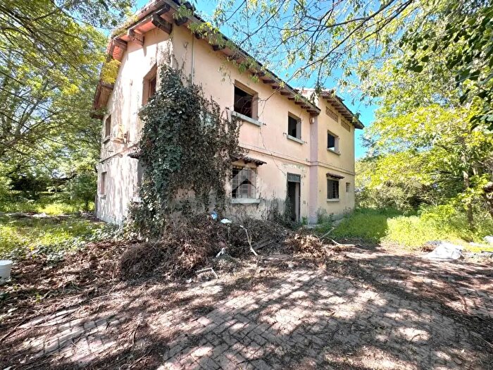 Casa con 6 locali in vendita in Via Cavamento, San Giovanni In Persiceto
