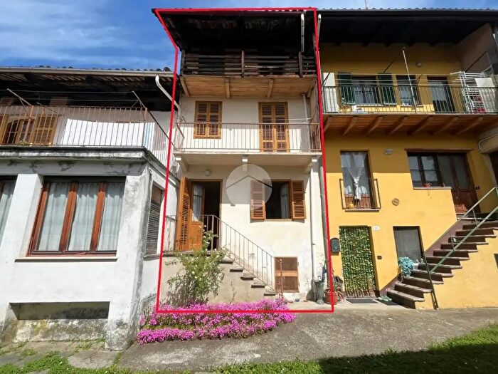 Casa con 5 locali in vendita in Via S Giuseppe, Andorno Micca
