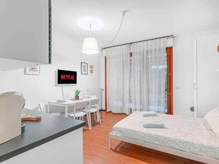 Appartamento in affitto in Via Filippo Baldinucci, Dergano, Milano