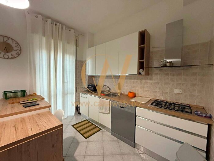 Appartamento trilocale in affitto in Via SantAntonio, Falciano, Caserta