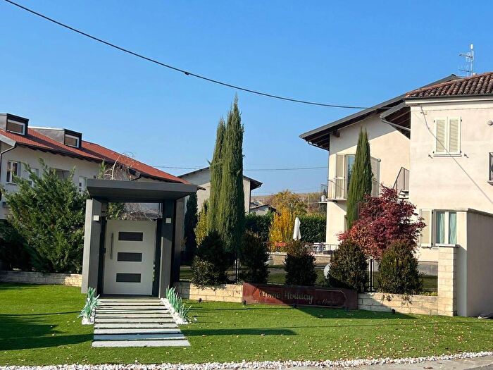 Case in Vendita e in Affitto - 3