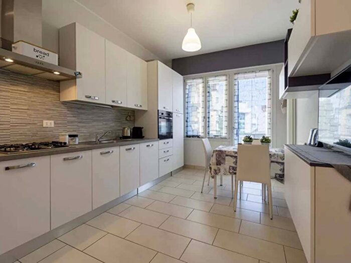 Appartamento bilocale in affitto in Via Pasubio, Saffi, Bologna