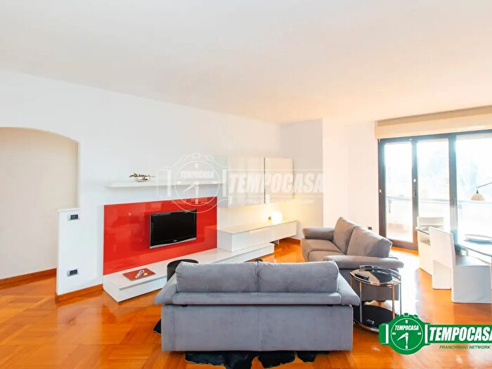 Appartamento trilocale in vendita in Via Fratelli Rosselli, Castellanza