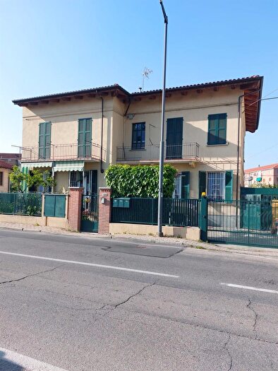 Casa con 12 locali in vendita in Corso Venezia, Asti