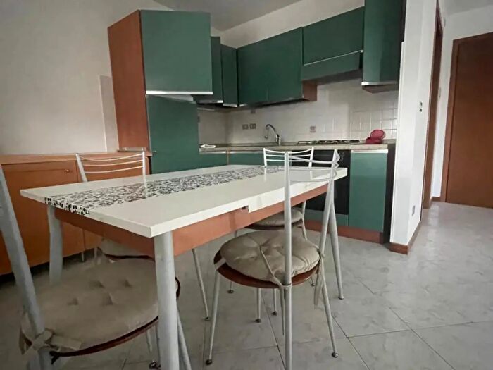 Appartamento trilocale in vendita in Via Chialareit, Cordenons
