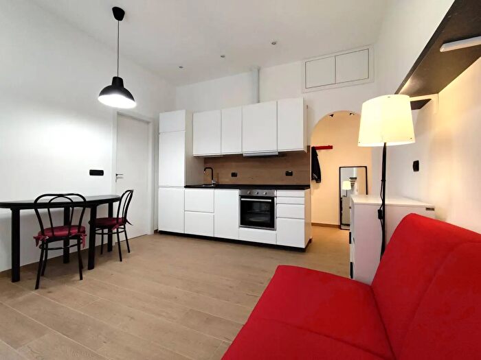 Appartamento bilocale in affitto in Via Lazzaro Papi, Milano