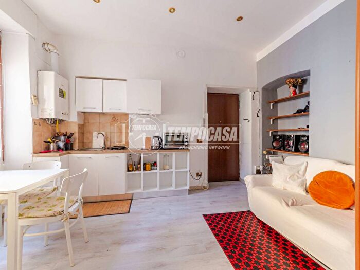 Appartamento bilocale in affitto in Via Rosolino Pilo, Porta Venezia, Milano