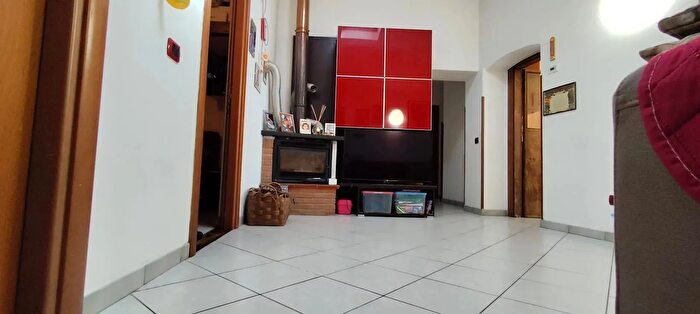 Appartamento con 5 locali in vendita in Vezzano Ligure