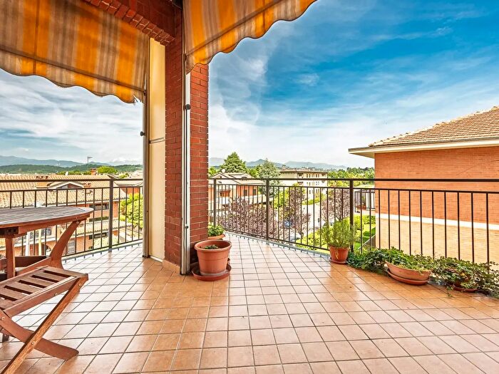 Appartamento con 7 locali in vendita in Via Modesto Moriondo, Rivalta Di Torino