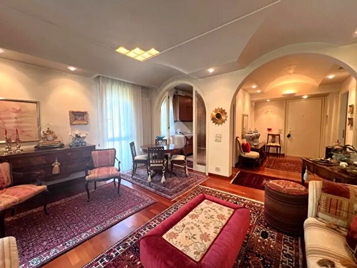 Appartamento trilocale in vendita in Via Granatieri di Sardegna, Treviso
