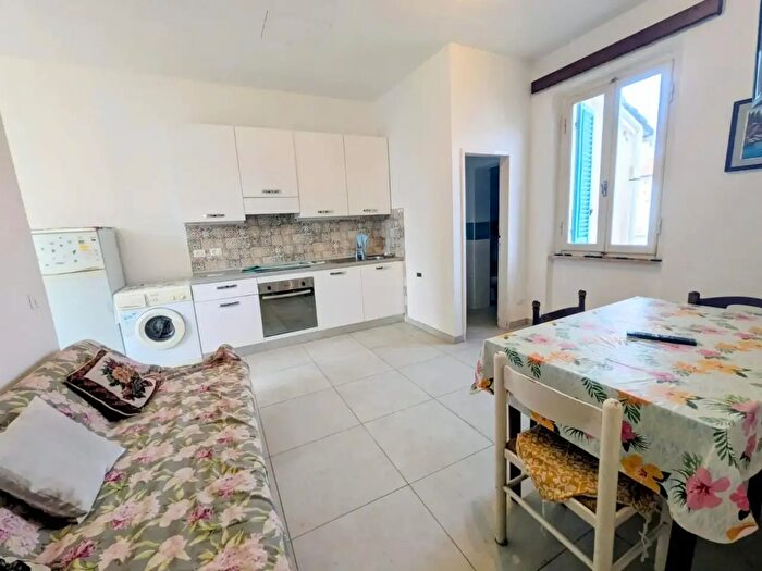 Appartamento trilocale in vendita in Rosignano Marittimo