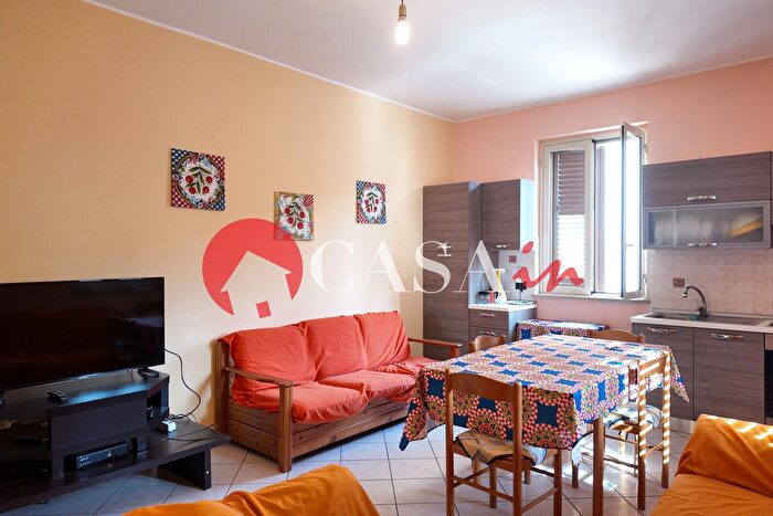 Appartamento quadrilocale in vendita in Via Pietro Micca, Torrenova