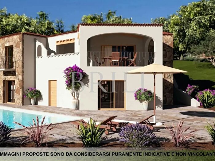Casa con 7 locali in vendita in Tanaunella, Budoni