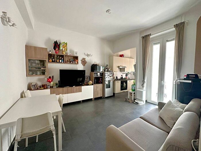 Appartamento bilocale in affitto in Solari, Milano