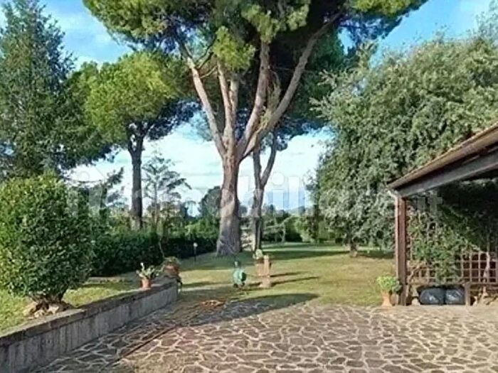 Casa con 6 locali in vendita in San Giuliano Terme