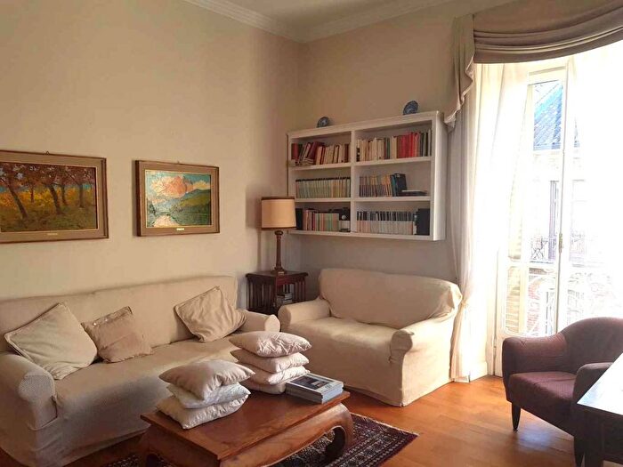 Appartamento trilocale in affitto in Corso Duca degli Abruzzi, Crocetta, Torino