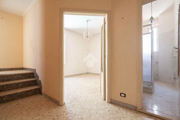 Casa trilocale in vendita in Via Francesco Crispi, Conversano