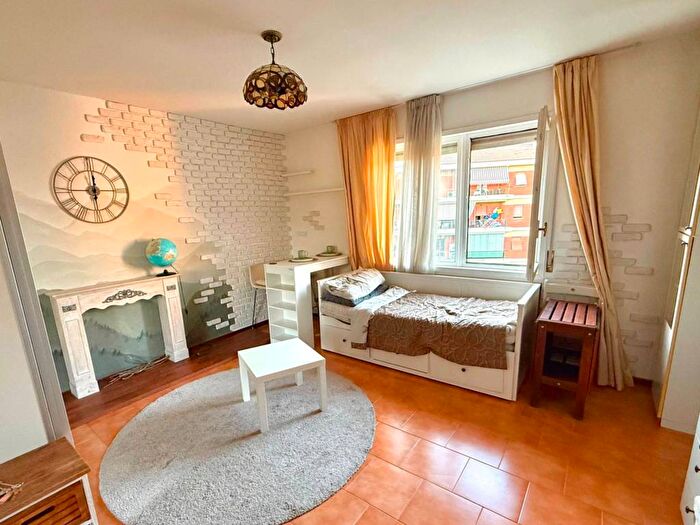 Appartamento monolocale in affitto in Via San Zeno, Brescia Due, Brescia