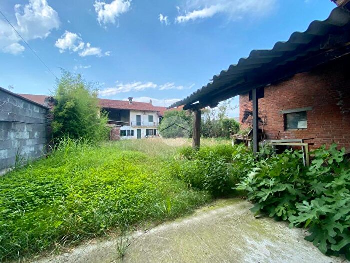 Casa con 5 locali in vendita in Via Ponte Rotto, Carmagnola