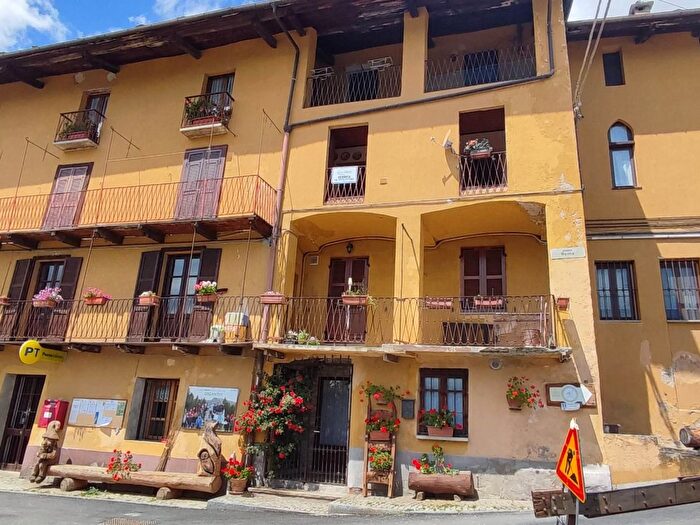 Case in Vendita e in Affitto - 2