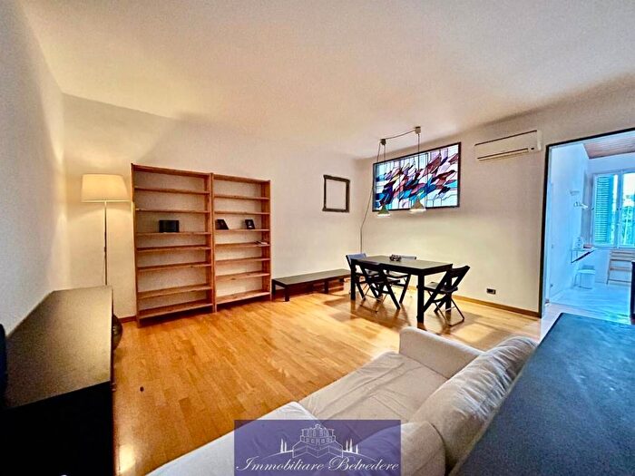 Appartamento trilocale in affitto in Via delle Ruote, San Marco SS Annunziata, Firenze