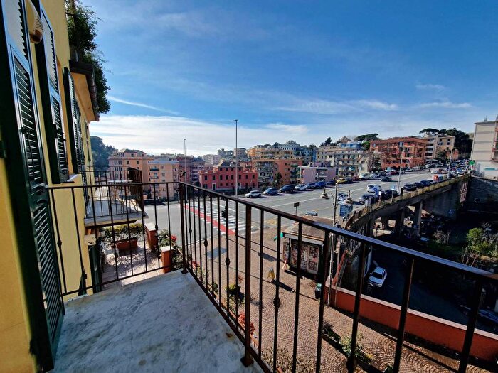 Appartamento con 5 locali in affitto in Piazza Sturla, Sturla, Genova