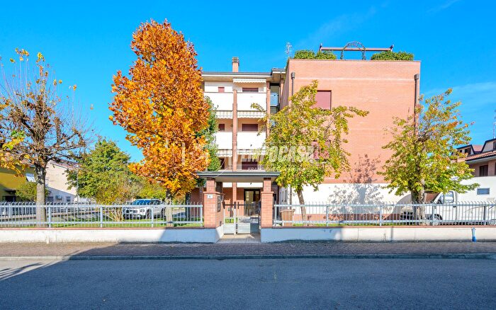 Appartamento trilocale in vendita in Via Giuseppe Saragat, Correggio