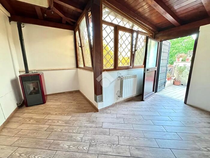 Appartamento trilocale in vendita in Via del Campo Sportivo, San Cesareo