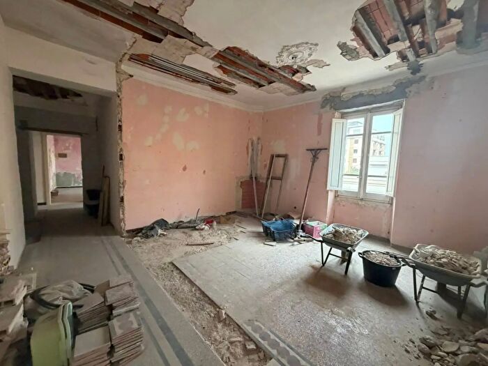 Appartamento quadrilocale in vendita in Via Pergolesi, Cagliari