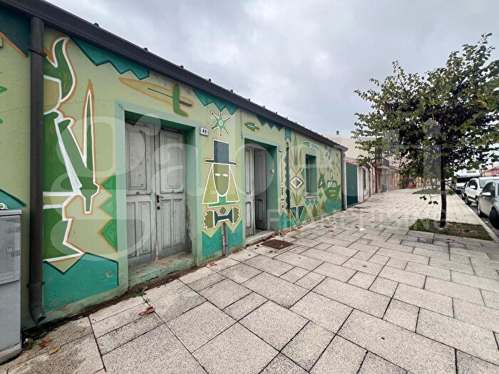 Casa quadrilocale in vendita in Via Arborea, Oristano