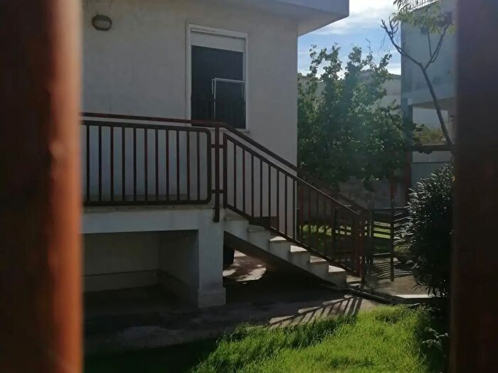 Casa con 5 locali in vendita in Taranto