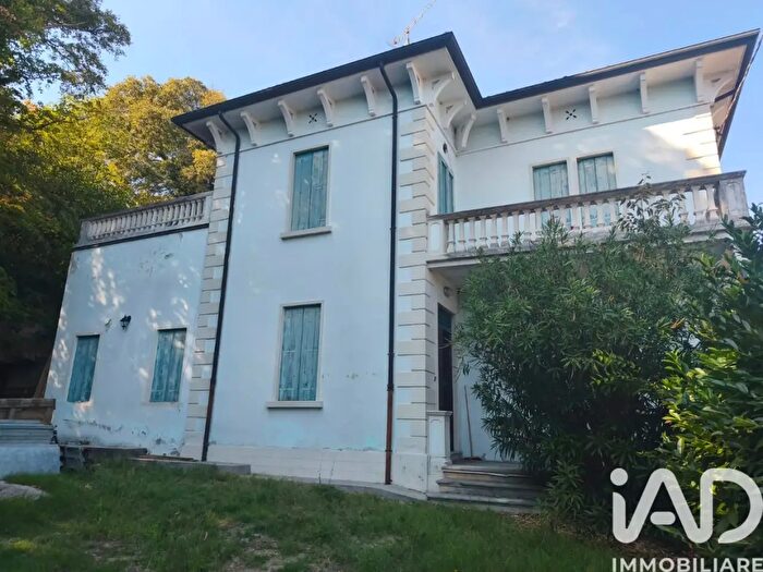 Casa con 10 locali in vendita in Via Borgomale, Orgiano